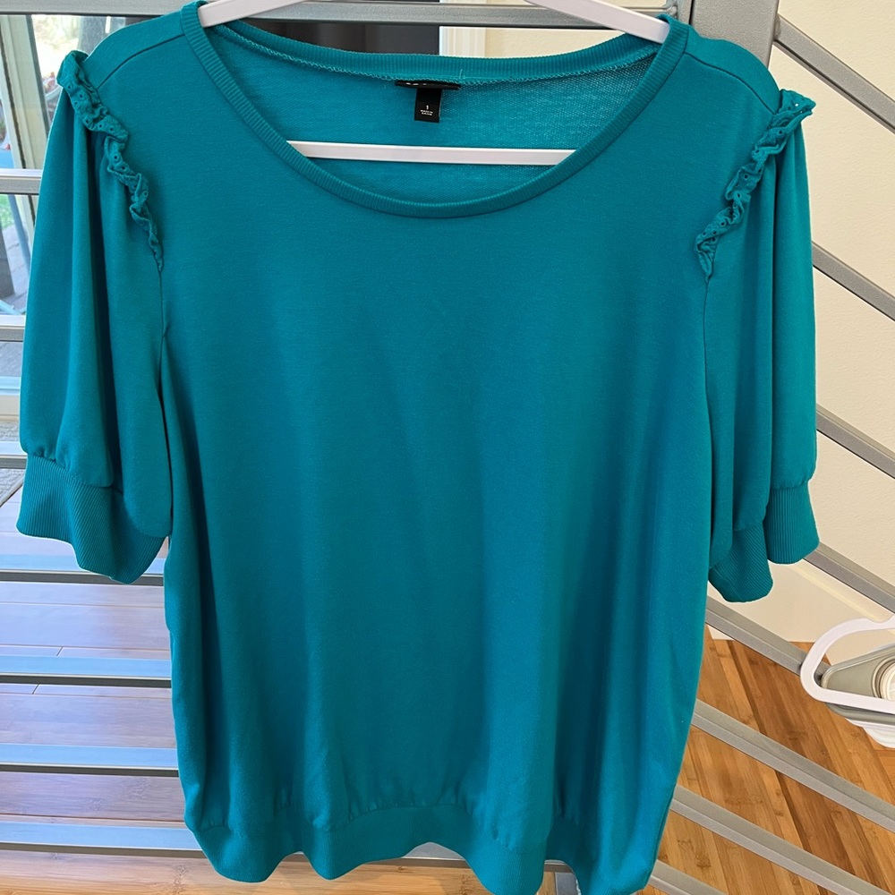 Bright blue (turquoise) torrid top size 1 (1x)